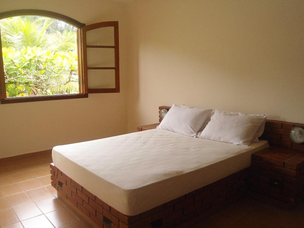Chalés Estrela Do Mar - 17 e 18 Villa Ubatuba Habitación foto